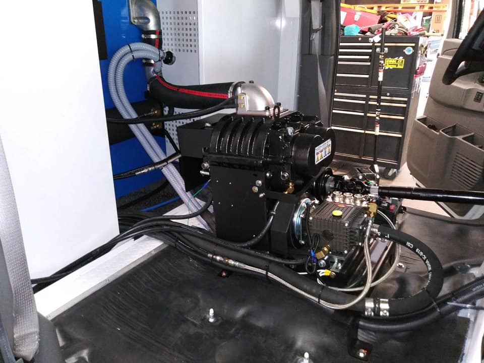 107800289_2565430277119734_3082583427002955819_n.jpg