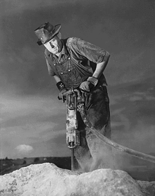 220px-TVA_Douglas_Dam_jack_hammer_zps8bf653a9.gif