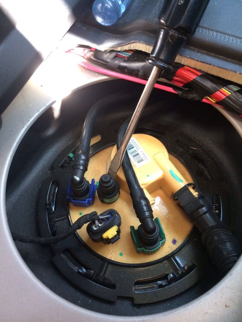 ptomaster aux fuel tap.jpg